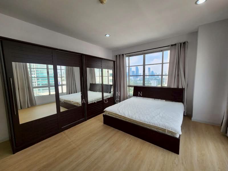 Citi Smart Sukhumvit 18, Bangkok, 366 Soi Sukhumvit 18, Sukhumvit Road, Khlong Toei, Khlong Toei, Bangkok, 3 Bedrooms, 173 sqm, Condo For Rent, by Sirinan Ruangchoti, 500205161 - DDproperty.com