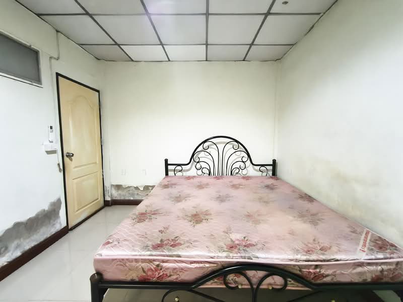 บ้านรินทร์ทอง, สมุทรปราการ, เทพารักษ์, เมืองสมุทรปราการ, สมุทรปราการ, 80 ตร.ม., ทาวน์เฮ้าส์ ขาย, โดย ณัฐยา ศิริฐานนท์, 500205169 - DDproperty.com