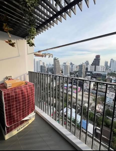 XT Ekkamai, Bangkok, 259 Soi Sukhumvit 63, Khlong Tan Nua, Watthana, Bangkok, 1 Bedroom, 30 sqm, Condo For Rent, by Sirinan Ruangchoti, 500205178 - DDproperty.com