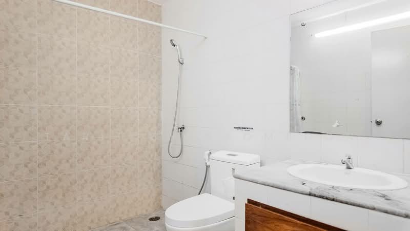 Modern Home Place, Bangkok, Soi On Nut 46, Suan Luang, Suan Luang, Bangkok, 3 Bedrooms, 112 sqm, Condo For Rent, by Tarit Chinsomboon, 500205217 - DDproperty.com