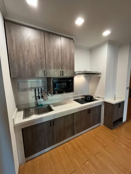 Lumpini Park View, Bangkok, Rama 4, Thung Maha Mek, Sathon, Bangkok, 2 Bedrooms, 95 sqm, Condo For Rent, by Tarit Chinsomboon, 500205221 - DDproperty.com