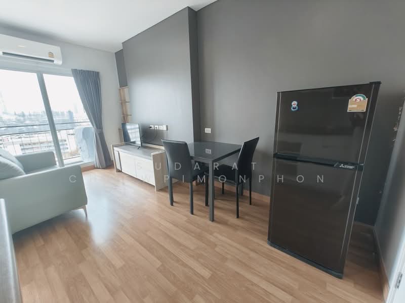 Lumpini Place Ratchada-Sathu, Bangkok, 501 3 Sathu Pradit 27 Alley, Chong Nonsi, Yan Nawa, Bangkok, 1 Bedroom, 28 sqm, Condo For Rent, by Sudarat Chiewpimonphon, 500205278 - DDproperty.com