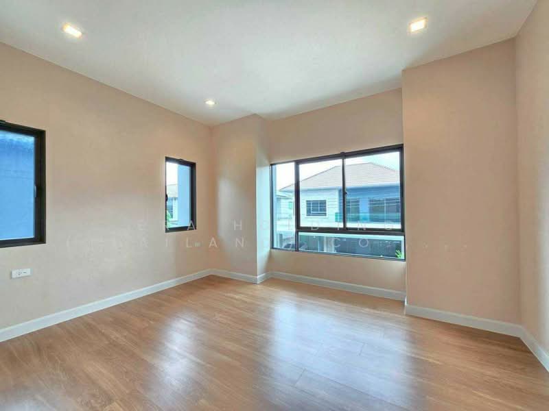 Bangkok Boulevard Rama 5, Nonthaburi, 34-38 Atchariya Prasith Road, Mahasawat, Bang Kruai, Nonthaburi, 4 Bedrooms, 213 sqm, Single Detached House For Sale, by ERA Holding (Thailand) Co., Ltd., 500205302 - DDproperty.com