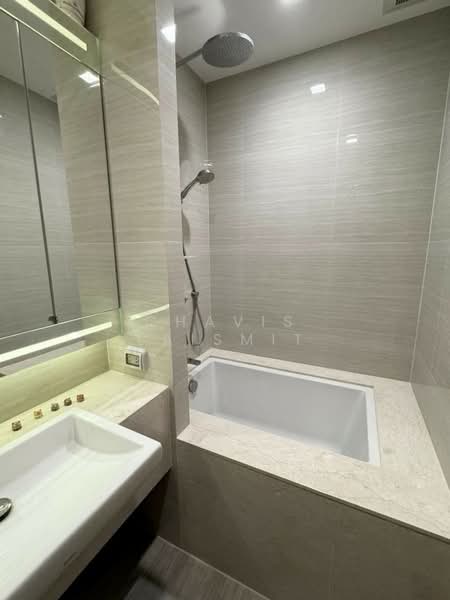 Noble BE33, Bangkok, 19 Soi Sukhumvit 33, Khlong Tan Nua, Watthana, Bangkok, 1 Bedroom, 36 sqm, Condo For Rent, by Chavis Laismit, 500205314 - DDproperty.com