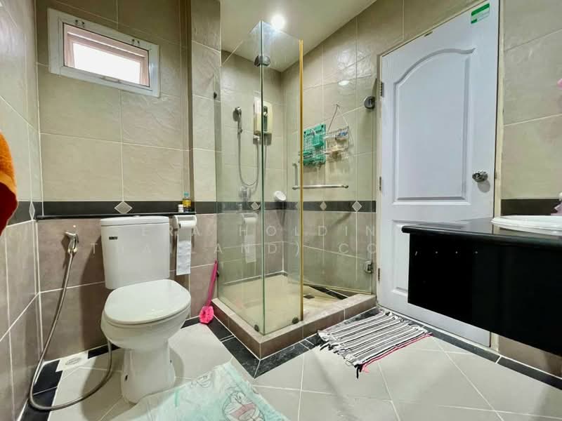 Baan Lert Ubon 2 Watcharaphon, Bangkok, Tha Rang, Bang Khen, Bangkok, 4 Bedrooms, 172 sqm, Townhouse For Sale, by ERA Holding (Thailand) Co., Ltd., 500205317 - DDproperty.com