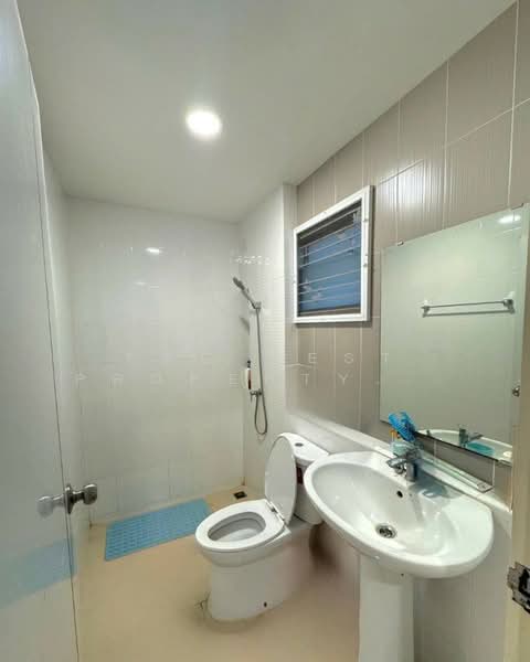 แฟมิลี่ซิตี้ทาวน์ 7, ชลบุรี, นาป่า, เมืองชลบุรี, ชลบุรี, 100 ตร.ม., ทาวน์เฮ้าส์ ขาย, โดย The Best Property เจมส์, 500205327 - DDproperty.com