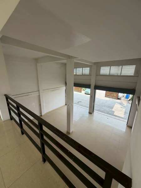 ขายอาคารพาณิชย์ 2 คูหา 3 ชั้น พร้อมชั้นลอย ทำเลดี ใกล้ตลาดไท อ.คลองหลวง จ.ปทุมธานี, ปทุมธานี, คลองหนึ่ง, คลองหลวง, ปทุมธานี, 200 ตร.ม., ตึกแถว-อาคารพาณิชย์ ขาย, โดย คุณ วิญากร, 500205397 - DDproperty.com