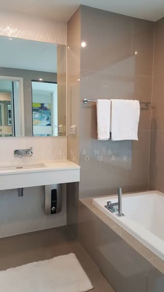 Rhythm Sukhumvit 42 : ริทึ่ม สุขุมวิท 42, กรุงเทพ, ซอยสุขุมวิท 42, พระโขนง, คลองเตย, กรุงเทพ, 78 ตร.ม., คอนโด ให้เช่า, โดย Pavana Sirikogar, 500205435 - DDproperty.com