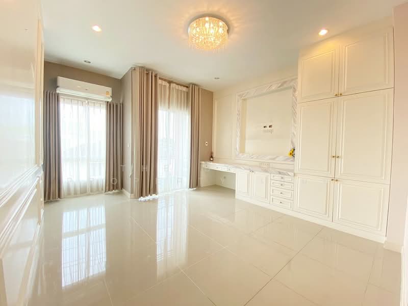 ทาวน์โฮมห้วยขวาง กรุงเทพมหานคร, Bangkok, Samsen Nok, Huai Khwang, Bangkok, 3 Bedrooms, 100 sqm, Townhouse For Sale, by The Best Property เอ็มมี่, 500205448 - DDproperty.com