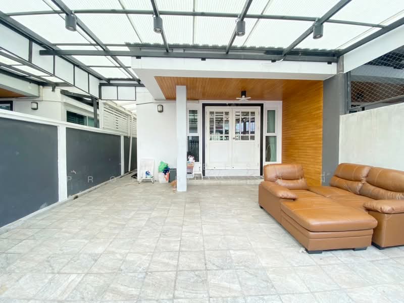 ทาวน์โฮมห้วยขวาง กรุงเทพมหานคร, Bangkok, Samsen Nok, Huai Khwang, Bangkok, 3 Bedrooms, 100 sqm, Townhouse For Sale, by The Best Property เอ็มมี่, 500205448 - DDproperty.com