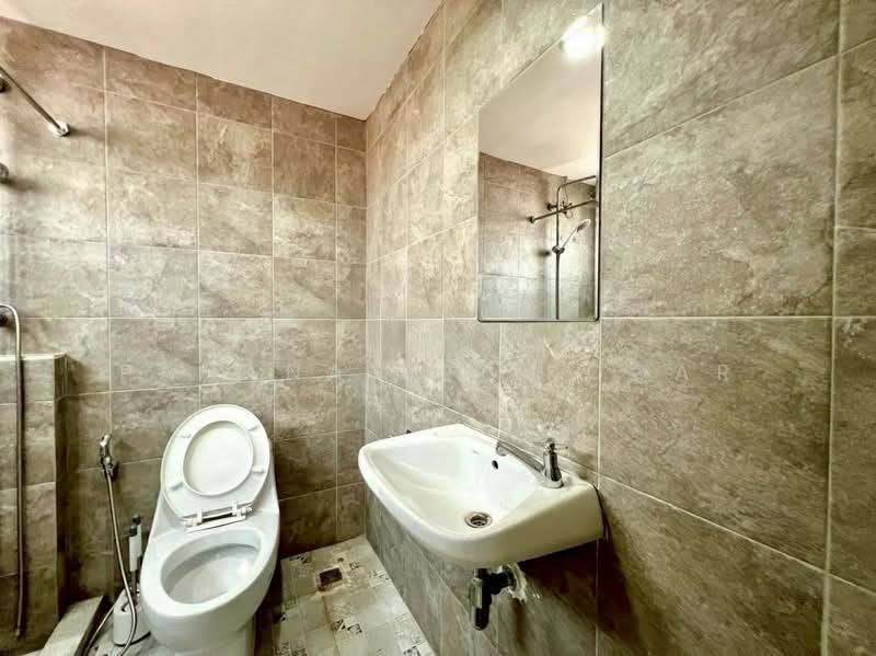 3-BR Townhouse, Bangkok, Khlong Tan Nua, Watthana, Bangkok, 3 Bedrooms, 240 sqm, Townhouse For Rent, by Pavana Sirikogar, 500205468 - DDproperty.com