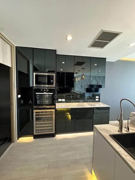 Noble Ploenchit, Bangkok, 1035 Ploenchit  Road, Lumphini, Pathum Wan, Bangkok, 2 Bedrooms, 120 sqm, Condo For Rent, by Chotika   Rakrungrueang, 500205500 - DDproperty.com