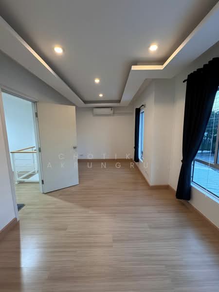 Pruksa Ville 55 Wongwaen-Ramintra : พฤกษาวิลล์ 55 วงแหวน-รามอินทรา, กรุงเทพ, ซอย สุเหร่าคลองหนึ่ง 13, บางชัน, คลองสามวา, กรุงเทพ, 150 ตร.ม., ทาวน์เฮ้าส์ ขาย, โดย Chotika  Rakrungrueang, 500205574 - DDproperty.com