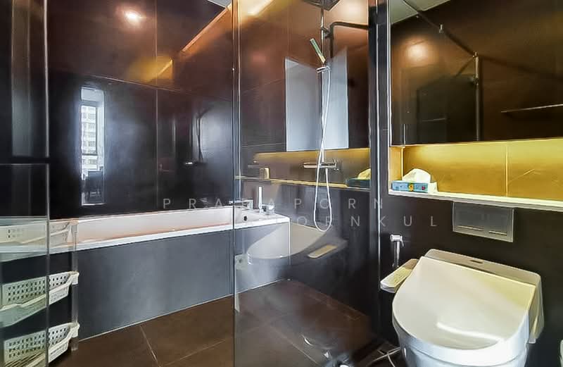 The Esse at Singha Complex, Bangkok, 1788 New Petchaburi Rd, Khlongtoei Nua, Watthana, Bangkok, 1 Bedroom, 45 sqm, Condo For Rent, by Prapaporn Boonkajonkul, 500205580 - DDproperty.com