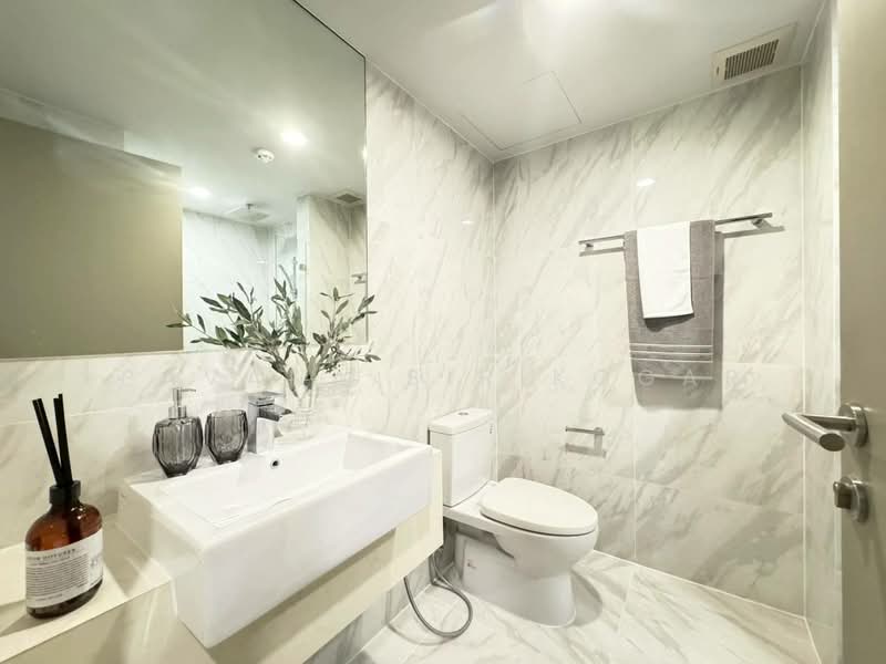 IDEO Mobi Sukhumvit 40, Bangkok, Soi Sukhumvit 40, Phra Kanong, Khlong Toei, Bangkok, 2 Bedrooms, 53 sqm, Condo For Rent, by Pavana Sirikogar, 500205588 - DDproperty.com