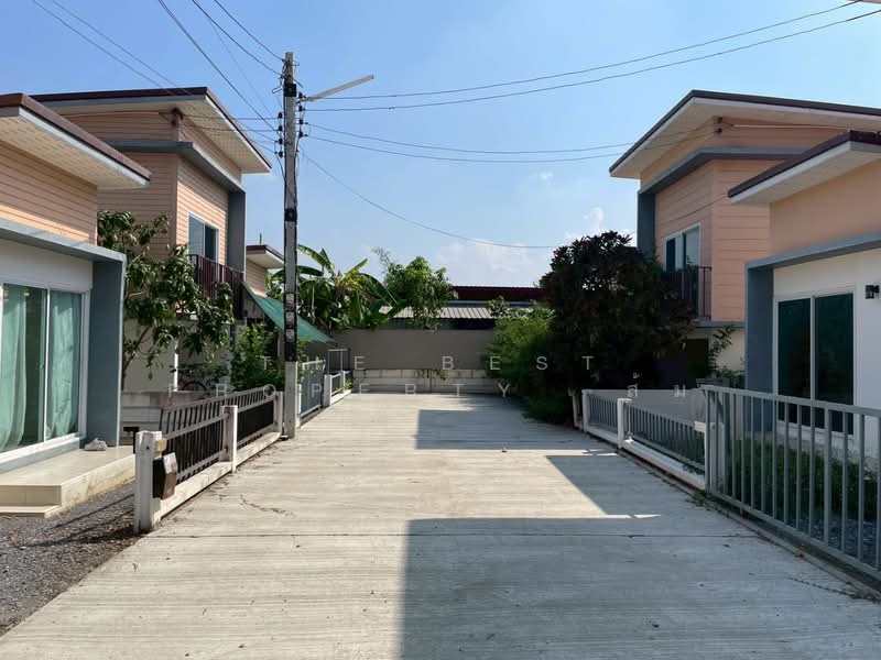 หมู่บ้านภัทราวิลเลจ นครปฐม, Nakhon Pathom, Thung Bua, Kamphaeng Saen, Nakhon Pathom, 2 Bedrooms, 120 sqm, Semi-Detached House (Twin House) For Sale, by The Best Property ส้ม, 500205593 - DDproperty.com