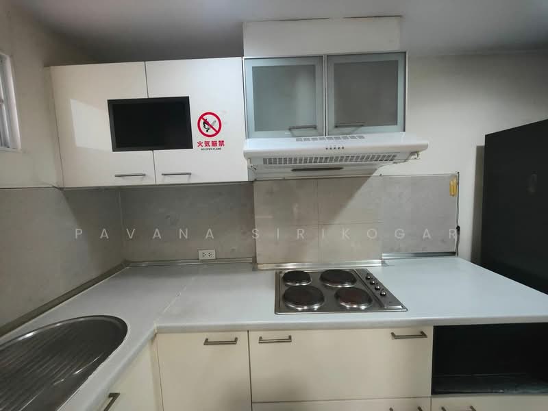 Lumpini Suite Sukhumvit 41 : ลุมพินี สวีท สุขุมวิท 41, กรุงเทพ, ซอยสุขุมวิท 41, คลองตันเหนือ, วัฒนา, กรุงเทพ, 71 ตร.ม., คอนโด ให้เช่า, โดย Pavana Sirikogar, 500205620 - DDproperty.com