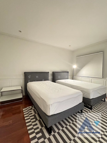 ให้เช่า - Fully Furnished, Pet friendly Spacious townhouse with modern interior in the Sathorn area, กรุงเทพ