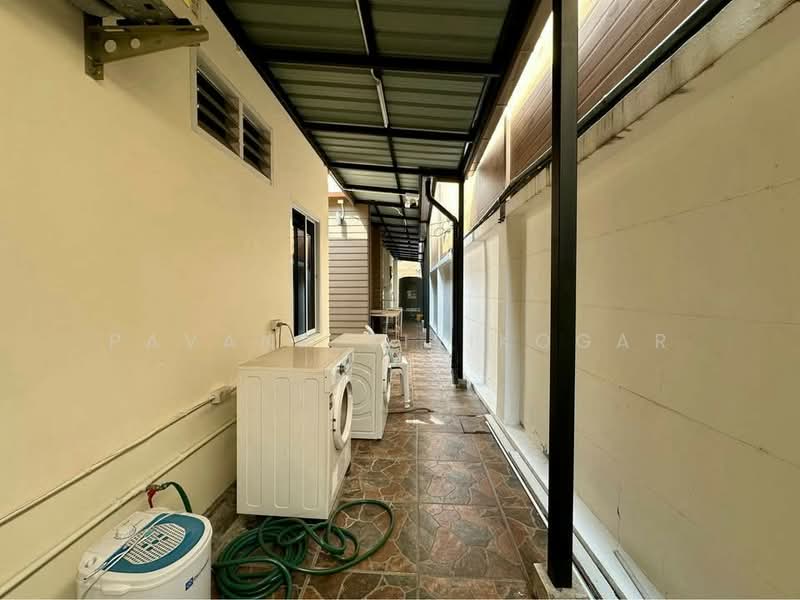 7-BR House, Bangkok, Samsen Nok, Huai Khwang, Bangkok, 7 Bedrooms, 128 sqm, Single Detached House For Rent, by Pavana Sirikogar, 500205627 - DDproperty.com