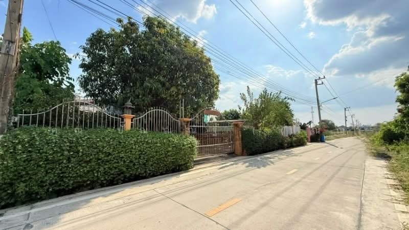 บ้านเดี่ยว 92.6 ตารางวา ซอยเอราวัณ 18 คลองหลวง, Pathum Thani, ถนนคลองหลวง, Khlong Song, Khlong Luang, Pathum Thani, 3 Bedrooms, 114 sqm, Single Detached House For Sale, by คุณ ปัณณณัฐ ( ปัณณ์ ), 500205628 - DDproperty.com