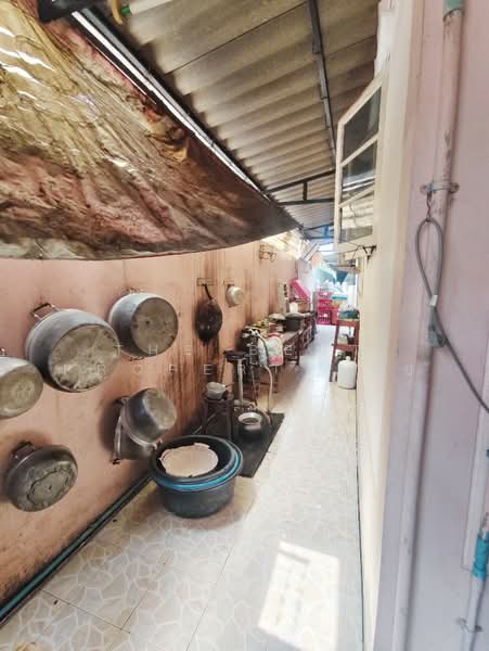 สุจิตรา กระทุ่มแบน, Samut Sakhon, Khlong Madua, Krathum Baen, Samut Sakhon, 4 Bedrooms, 100 sqm, Townhouse For Sale, by The Best Property อุ๋ย, 500205649 - DDproperty.com