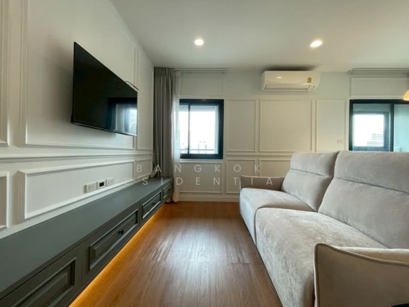 For Rent - Renova Residence Chidlom, Bangkok