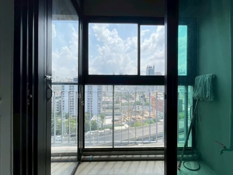 ให้เช่า - Renova Residence Chidlom : เรโนวา เรสซิเด้นซ์ ชิดลม, กรุงเทพ