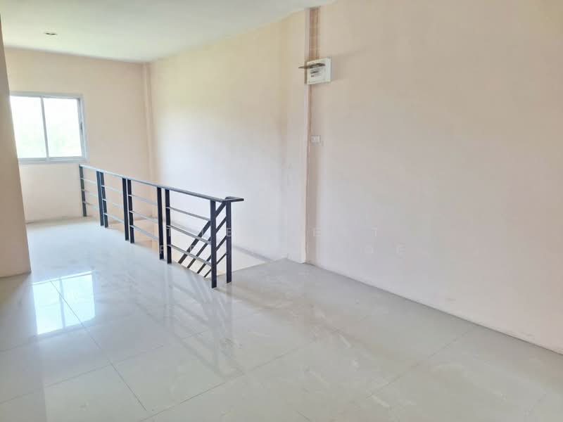 อาคารพาณิชย์บ้านใหญ่ นครนายก, Nakhon Nayok, Ban Yai, Muang Nakhon Nayok, Nakhon Nayok, , 150 sqm, Shophouse For Sale, by The Best Property Agent หาญ, 500205684 - DDproperty.com