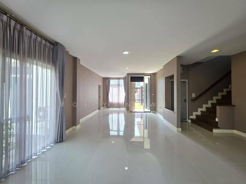 Siwalee Lakeview, Chiang Mai, Mae Hia, Muang Chiang Mai, Chiang Mai, 4 Bedrooms, 404 sqm, Single Detached House For Sale, by Koi Yanawee, 500205739 - DDproperty.com