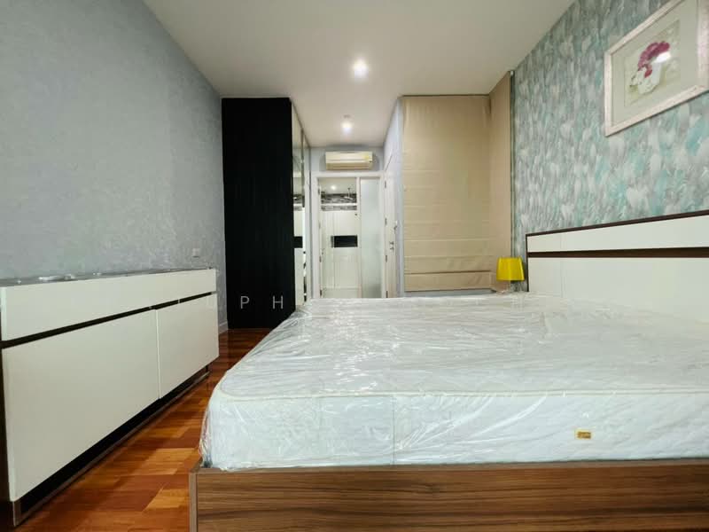 The Room Sukhumvit 79, Bangkok, 99 Sukhumvit Road 79, Phra Kanong Nua, Watthana, Bangkok, 1 Bedroom, 45 sqm, Condo For Rent, by Chatuphon Mochida, 500205757 - DDproperty.com