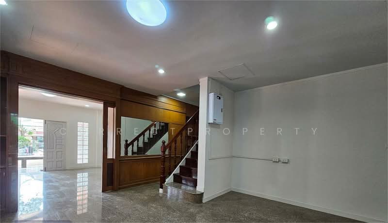 ให้เช่า - หมู่บ้านสวนดอกไม้, กรุงเทพ