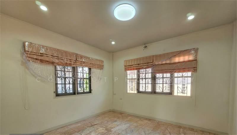 ให้เช่า - หมู่บ้านสวนดอกไม้, กรุงเทพ