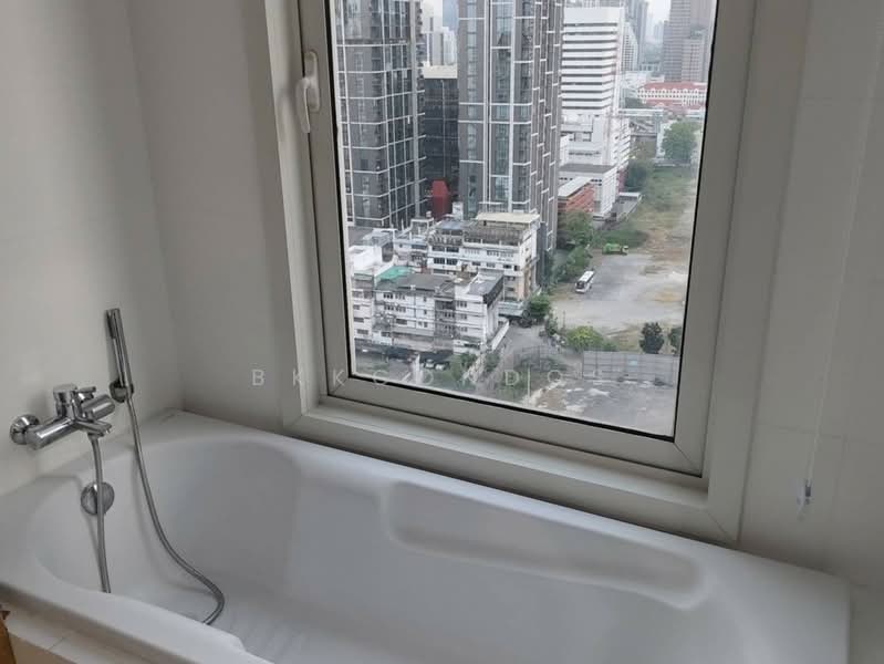 Manhattan Chidlom, Bangkok, 1032 Phetchaburi 32 Alley, Makkasan, Ratchathewi, Bangkok, 2 Bedrooms, 89 sqm, Condo For Rent, by BKKCONDOS, 500205765 - DDproperty.com