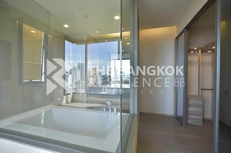 The Esse Asoke, Bangkok, 333 Soi Sukhumvit 21, Sukhumvit Road, Khlongtoei Nua, Watthana, Bangkok, 2 Bedrooms, 75 sqm, Condo For Rent, by Nicha Peerakittikul, 500205794 - DDproperty.com