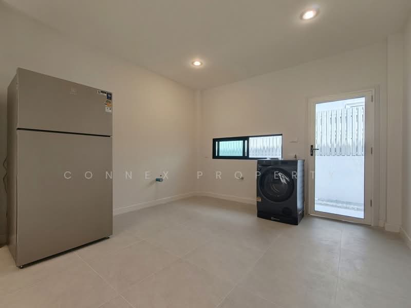 Ratchada Niwet, Bangkok, รัชดาภิเษก, Samsen Nok, Huai Khwang, Bangkok, 4 Bedrooms, 220 sqm, Single Detached House For Rent, by Connex Property, 500205837 - DDproperty.com