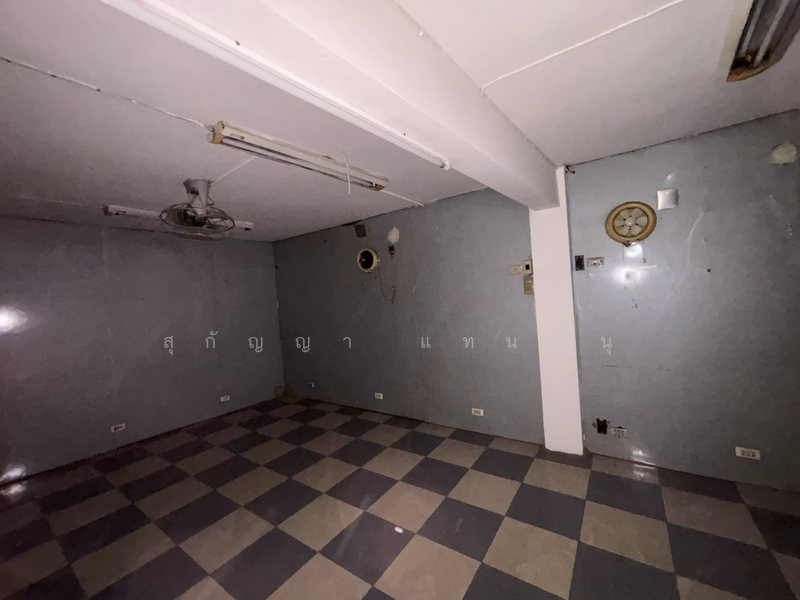 ตึกแถวติดถนนพระราม 2 - ใกล้บิ๊กซีเคหะฯ โลตัสพระราม 2, Bangkok, พระรามที่ 2, Samae Dam, Bang Khun Thian, Bangkok, , 630 sqm, Shophouse For Sale, by Sugunya Tantumnu, 500205886 - DDproperty.com