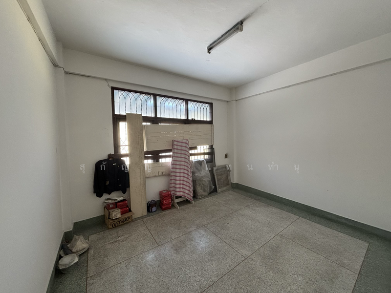 ตึกแถวติดถนนพระราม 2 - 4.5 ชั้น (2 คูหา) ตีทะลุกัน, Bangkok, พระรามที่ 2, Samae Dam, Bang Khun Thian, Bangkok, , 630 sqm, Shophouse For Sale, by Sugunya Tantumnu, 500205886 - DDproperty.com