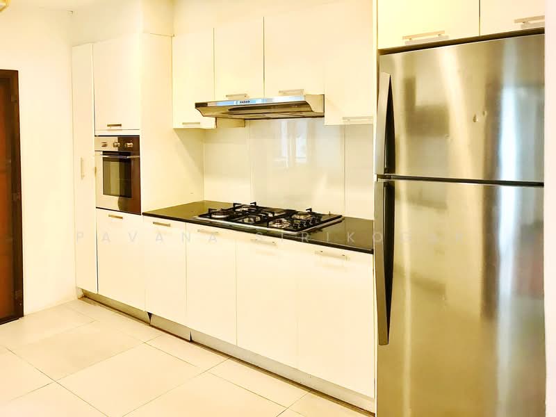Raj Mansion, Bangkok, 31-33 Soi Sukhumvit 20, Khlong Toei, Khlong Toei, Bangkok, 3 Bedrooms, 380 sqm, Apartment For Rent, by Pavana Sirikogar, 500205887 - DDproperty.com