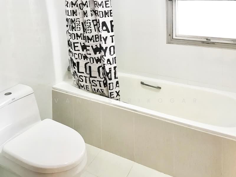 Raj Mansion, Bangkok, 31-33 Soi Sukhumvit 20, Khlong Toei, Khlong Toei, Bangkok, 3 Bedrooms, 380 sqm, Apartment For Rent, by Pavana Sirikogar, 500205887 - DDproperty.com