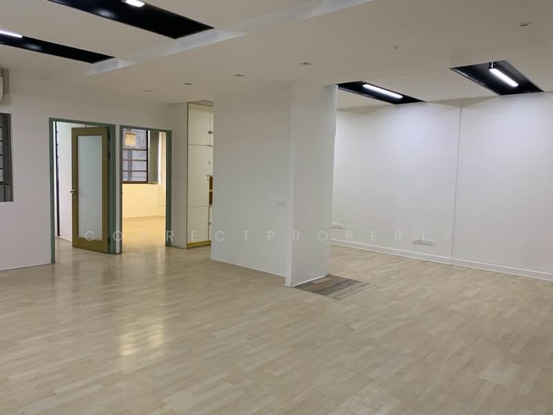 ให้เช่าสำนักงาน ริมถนนรัชดา, Bangkok, Huai Khwang, Huai Khwang, Bangkok, , 80 sqm, Office Space For Rent, by CorrectProperty, 500205897 - DDproperty.com