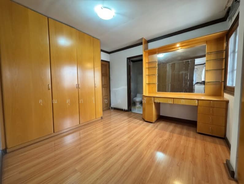 บ้านเดี่ยวเมืองเอก รังสิต ถ.เอกทักษิณ ซ.เอกรัตน์1 ต.หลักหก อ.เมืองปทุมธานี จ.ปทุมธานี12000, ปทุมธานี, เอกทักษิณ, หลักหก, เมืองปทุมธานี, ปทุมธานี, 220 ตร.ม., บ้านเดี่ยว ขาย, โดย คุณศุภโชค ฟักแก้ว (บิ๊ก), 500205907 - DDproperty.com