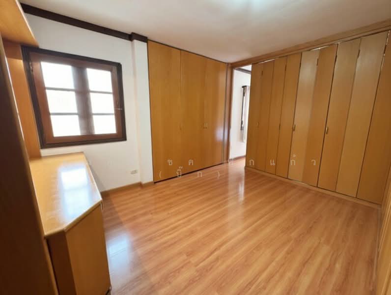 บ้านเดี่ยวเมืองเอก รังสิต ถ.เอกทักษิณ ซ.เอกรัตน์1 ต.หลักหก อ.เมืองปทุมธานี จ.ปทุมธานี12000, Pathum Thani, เอกทักษิณ, Lak Hok, Muang Pathum Thani, Pathum Thani, 4 Bedrooms, 220 sqm, Single Detached House For Sale, by คุณศุภโชค ฟักแก้ว (บิ๊ก), 500205907 - DDproperty.com