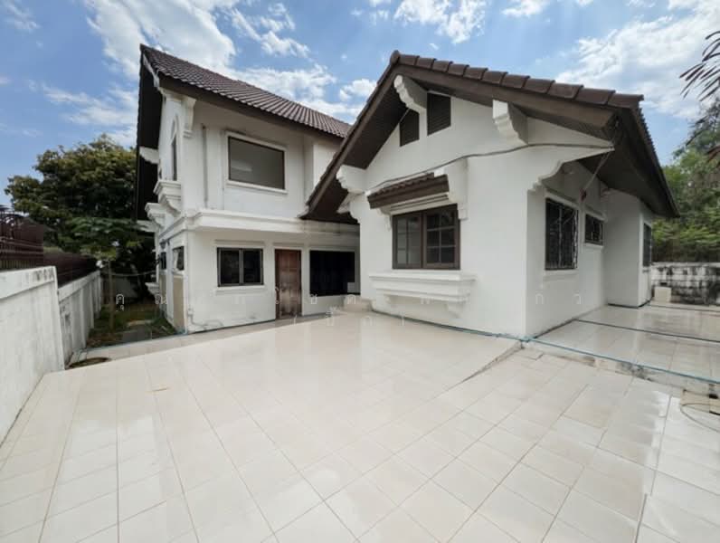 บ้านเดี่ยวเมืองเอก รังสิต ถ.เอกทักษิณ ซ.เอกรัตน์1 ต.หลักหก อ.เมืองปทุมธานี จ.ปทุมธานี12000, Pathum Thani, เอกทักษิณ, Lak Hok, Muang Pathum Thani, Pathum Thani, 4 Bedrooms, 220 sqm, Single Detached House For Sale, by คุณศุภโชค ฟักแก้ว (บิ๊ก), 500205907 - DDproperty.com