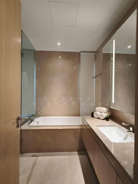 ให้เช่า - Magnolias Waterfront Residences : แมกโนเลียส์ วอเตอร์ฟรอนท์ เรสซิเดนซ์, กรุงเทพ