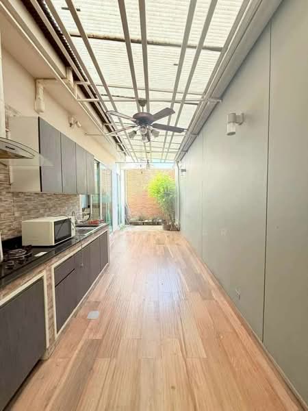 I-NINE Phaholyothin, Bangkok, Soi Inthamara 9, Samsen Nai, Phaya Thai, Bangkok, 3 Bedrooms, 302 sqm, Single Detached House For Rent, by Pavana Sirikogar, 500205936 - DDproperty.com