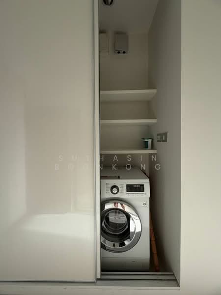 Rhythm Sukhumvit 42, Bangkok, Soi Sukhumvit 42, Sukhumvit Road, Phra Kanong, Khlong Toei, Bangkok, 1 Bedroom, 45 sqm, Condo For Rent, by Suthasin Boonkong, 500205952 - DDproperty.com