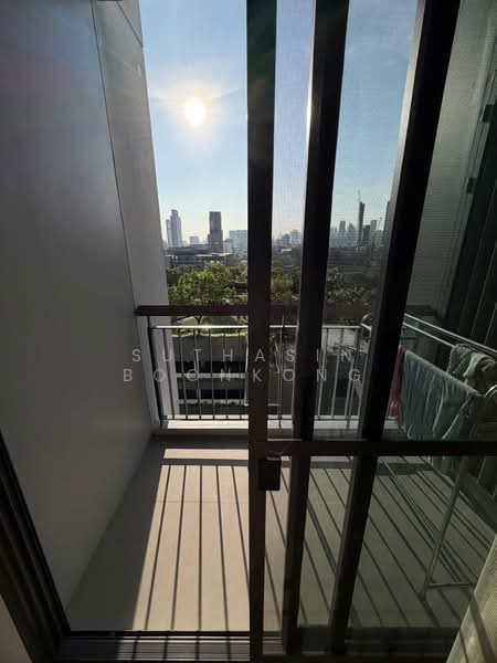 Rhythm Sukhumvit 42, Bangkok, Soi Sukhumvit 42, Sukhumvit Road, Phra Kanong, Khlong Toei, Bangkok, 1 Bedroom, 45 sqm, Condo For Rent, by Suthasin Boonkong, 500205952 - DDproperty.com