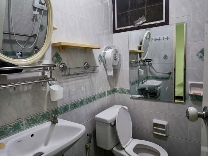 K.C. Garden Home, Bangkok, Nimit Mai Road, Sam Wa Tawan Ok, Khlong Sam Wa, Bangkok, 4 Bedrooms, 150 sqm, Single Detached House For Sale, by Utaiwan Kiatpanya, 500205981 - DDproperty.com