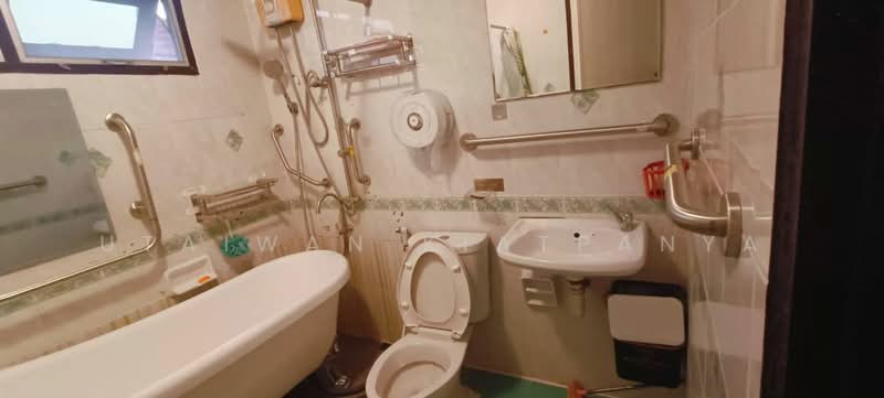 K.C. Garden Home, Bangkok, Nimit Mai Road, Sam Wa Tawan Ok, Khlong Sam Wa, Bangkok, 4 Bedrooms, 150 sqm, Single Detached House For Sale, by Utaiwan Kiatpanya, 500205981 - DDproperty.com