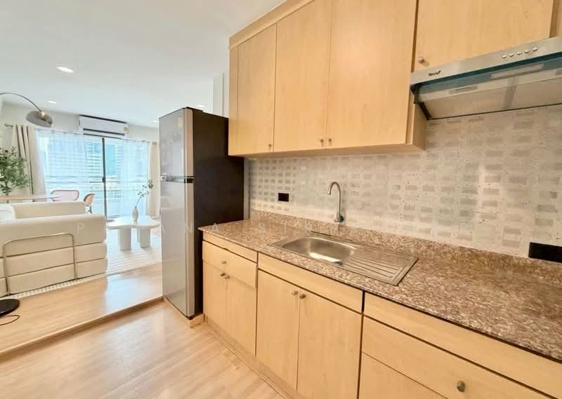 Thonglor Tower : ทองหล่อ ทาวเวอร์, กรุงเทพ, ซอยทองหล่อ, ถนนสุขุมวิท 55, คลองเตยเหนือ, วัฒนา, กรุงเทพ, 49 ตร.ม., คอนโด ให้เช่า, โดย Pavana Sirikogar, 500205987 - DDproperty.com